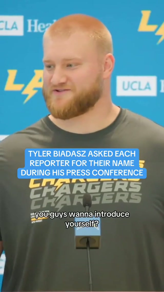 he asked everybody for their names 🥹 #nfl #chargers #football #tylerbiadasz 