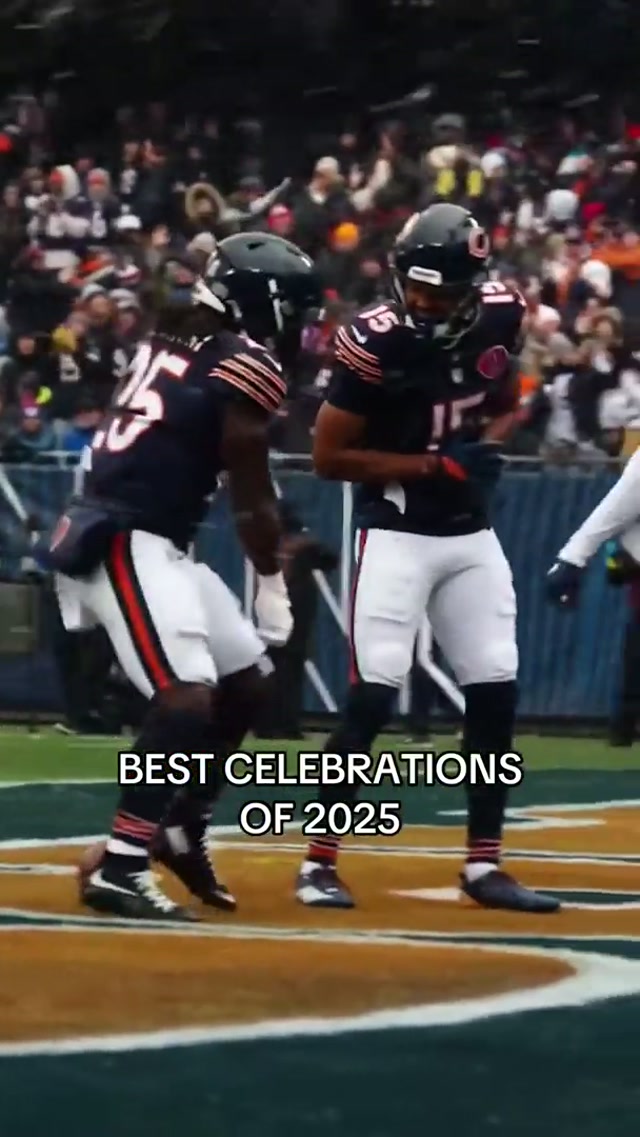 dancing through life fr 🕺 #chicagobears #touchdowncelly #celly 