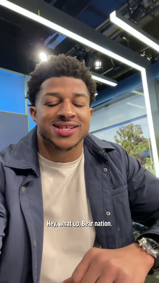 They’re backkkkkkkk 😏 #chicagobears #nfl #freeagency 