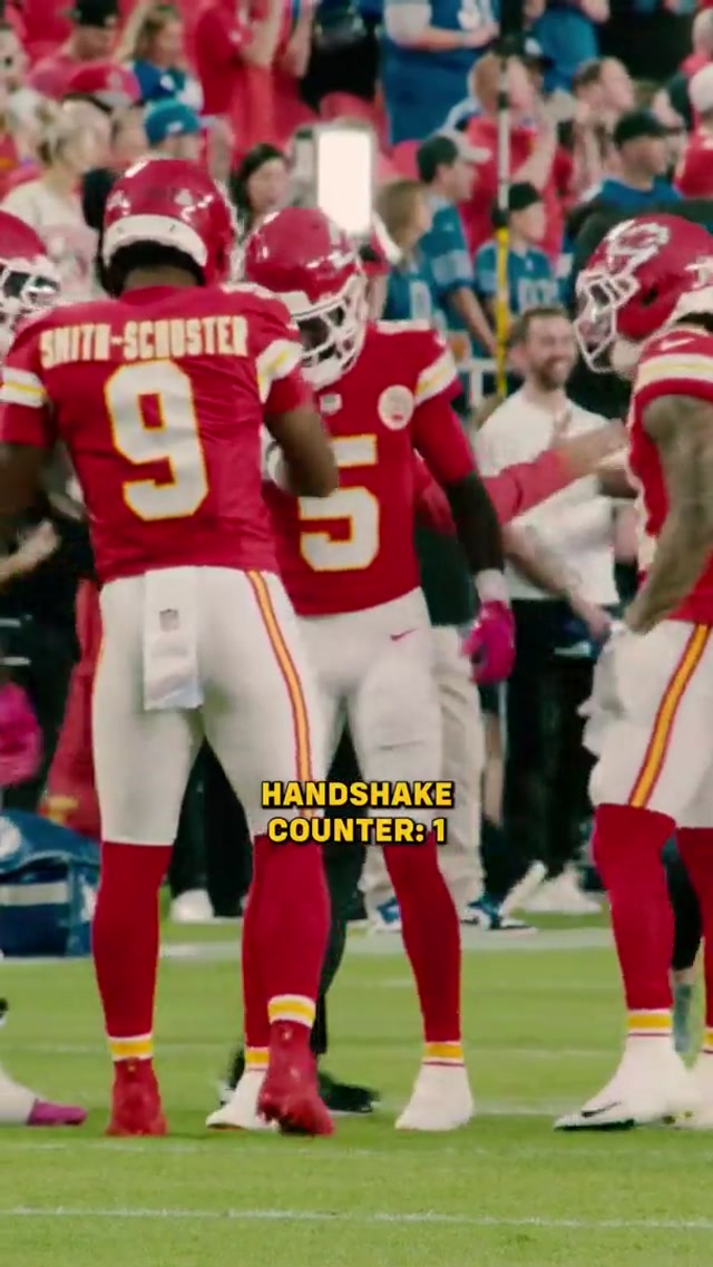 Plenty of handshakes to go around 🤝 #chiefs #hollywood #handshakes #nfl @Hollywood Brown 