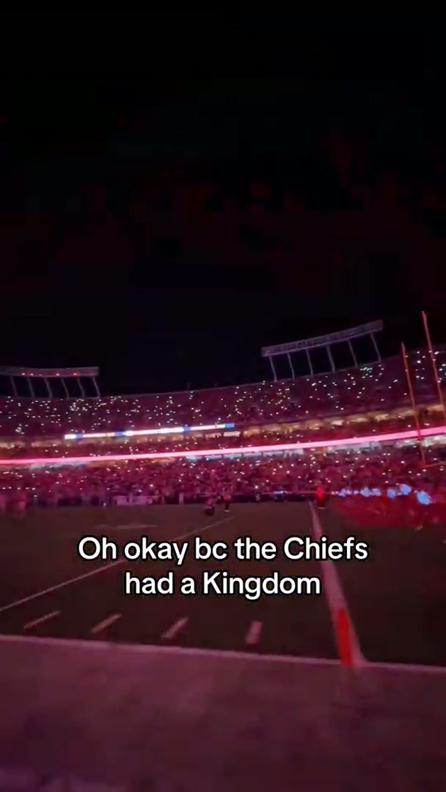Best fans out there 🙂‍↕️ #chiefs #kansascity #nfl #212 #fans 