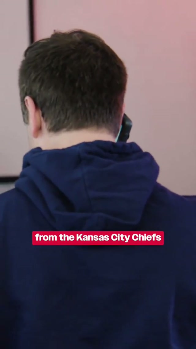 The moment Jadon’s day got made ❤️ #chiefs #draft #thecall