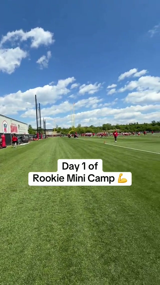 Rookies’ first reps 💪 #chiefs #rookies #minicamp #practice 