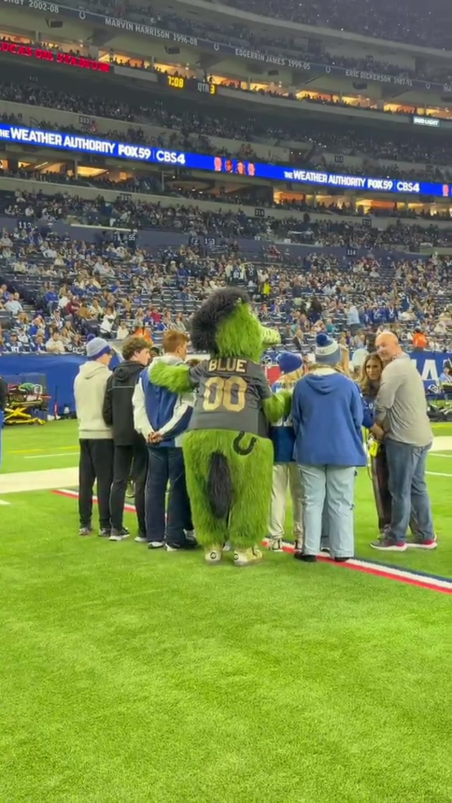 tank you for your service! 💚 #colts #nfl #football #salutetoservice