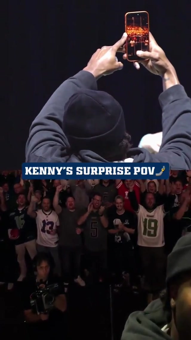 what a moment. 🥹 #colts #nfl #walterpaytonmanoftheyear #surprise #pov 