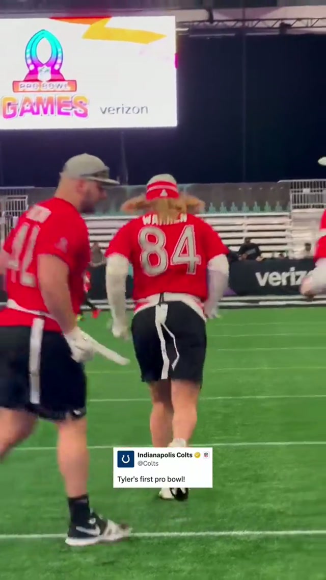 look at him go! #tylerwarren #nfl #indianapoliscolts #probowl