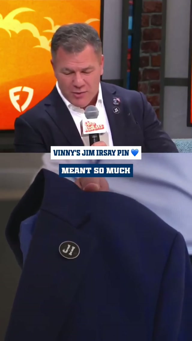 always in our hearts 💙 #adamvinatieri #indianapoliscolts #profootballhalloffame #nflhonors 