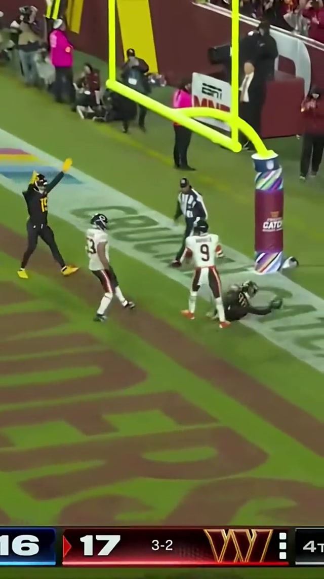 simply lovely #Washington #Commanders #nfl #zachertz #mnf