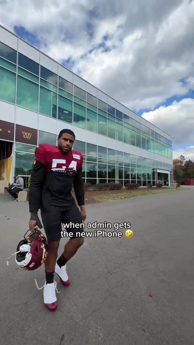 guess what color we got #nfl #iphone #17promax #lol