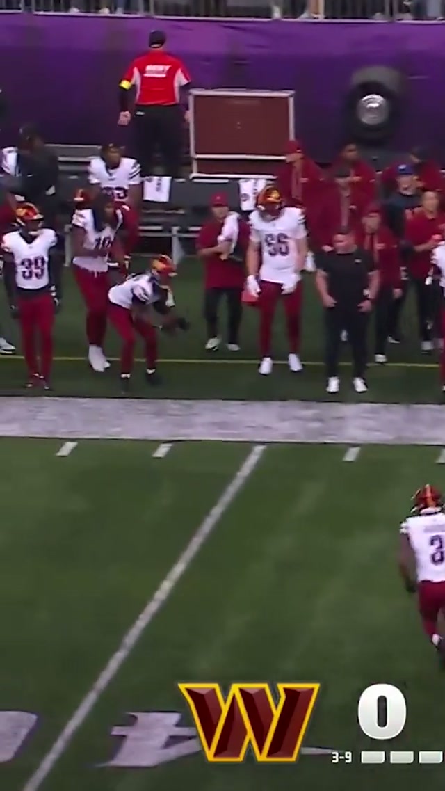 what a catch!!!!! #NFL #football #commanders 