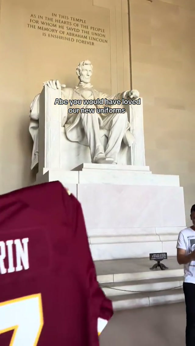 ofc we had to share with Abe #uniforms #NFL #football #washingtondc 