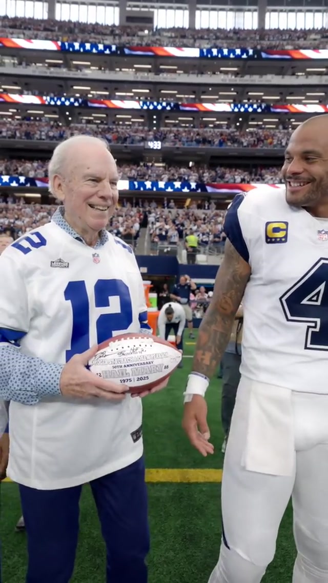 Iconic QB pregame moment ๐ฅ
#nfl #gameday #legends #goat