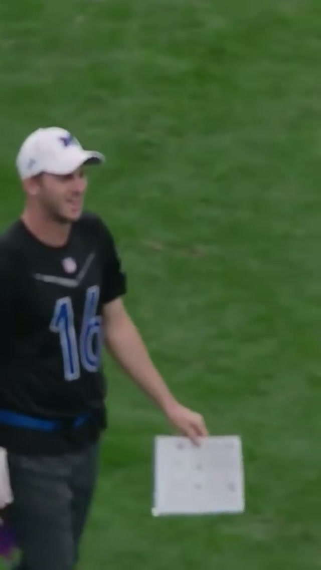 Some mic'd up Pro Bowl footage from the vault 🎙️ #DetroitLions #nfl #football 