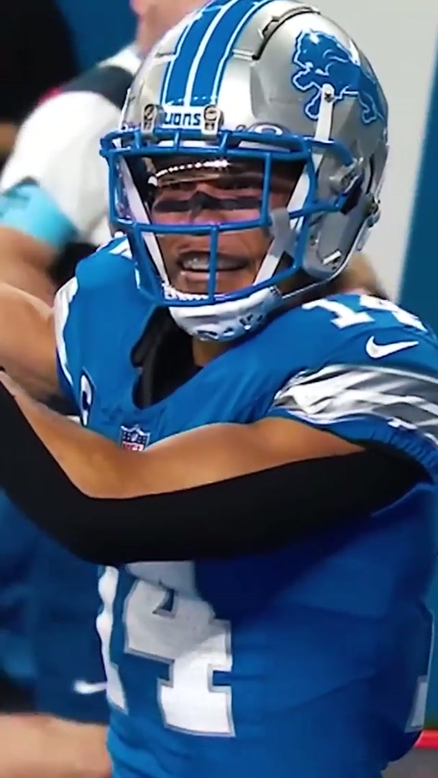 Cellys don’t stop ‘til you get enough #DetroitLions #michaeljackson #michaelmovie #NFL 