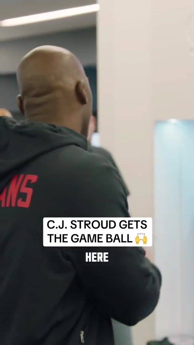 “There ain’t no me without y’all.” 🗣️
#houston #texans #nfl #gameball #cjstroud