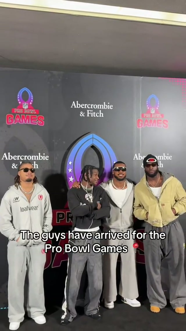 RED CARPET READY 🤩 #nfl #probowl #houstontexans #fyp #redcarpet 