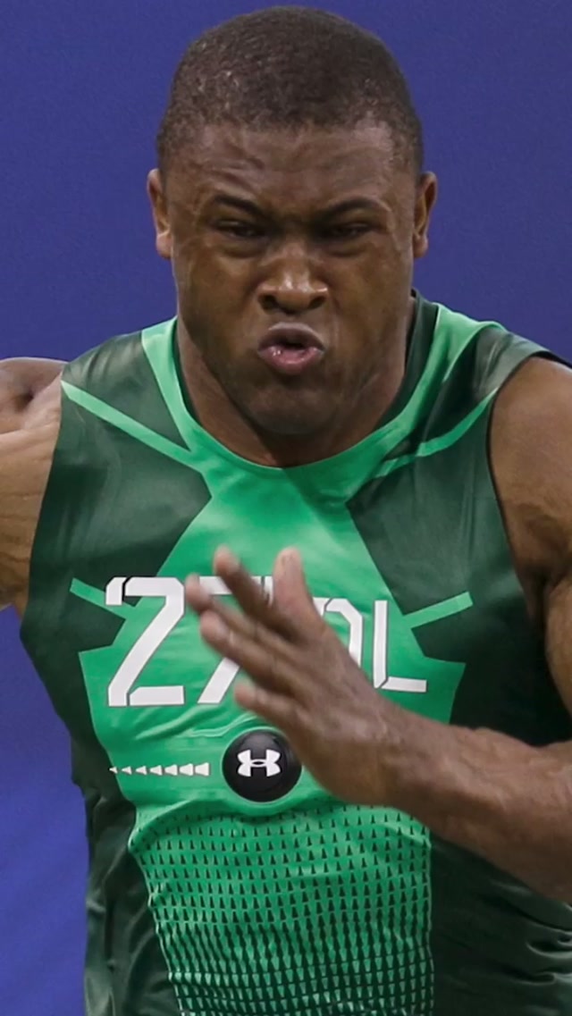 Some familar faces of the 40. #fypツ #40 #nfl