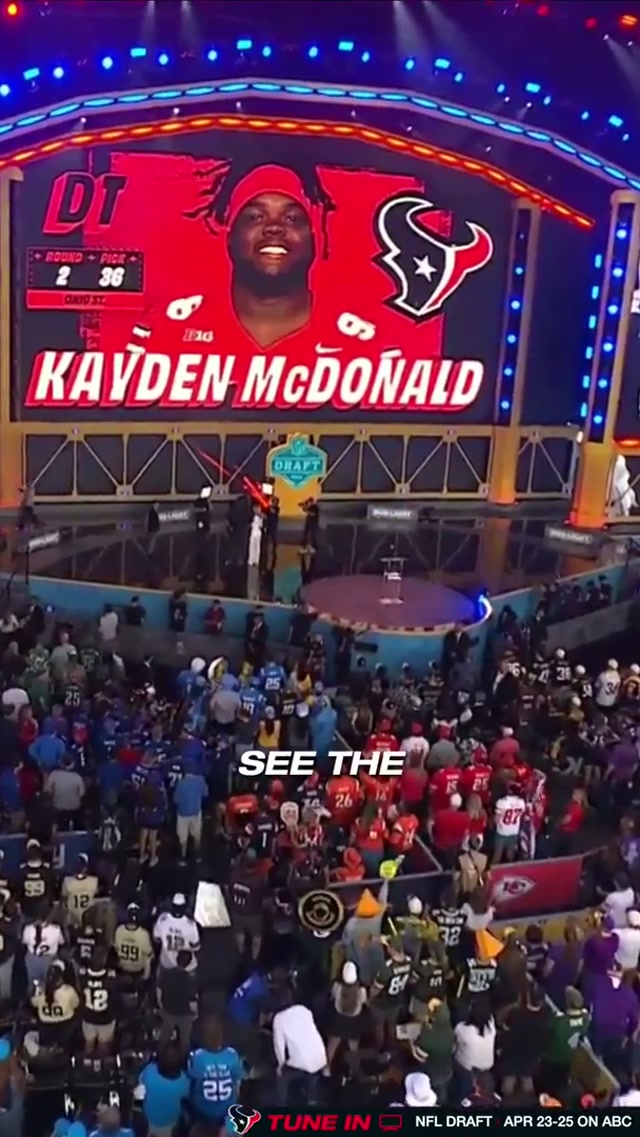 An unforgettable moment.

#houston #texans #nfl #nfldraft #kaydenmcdonald