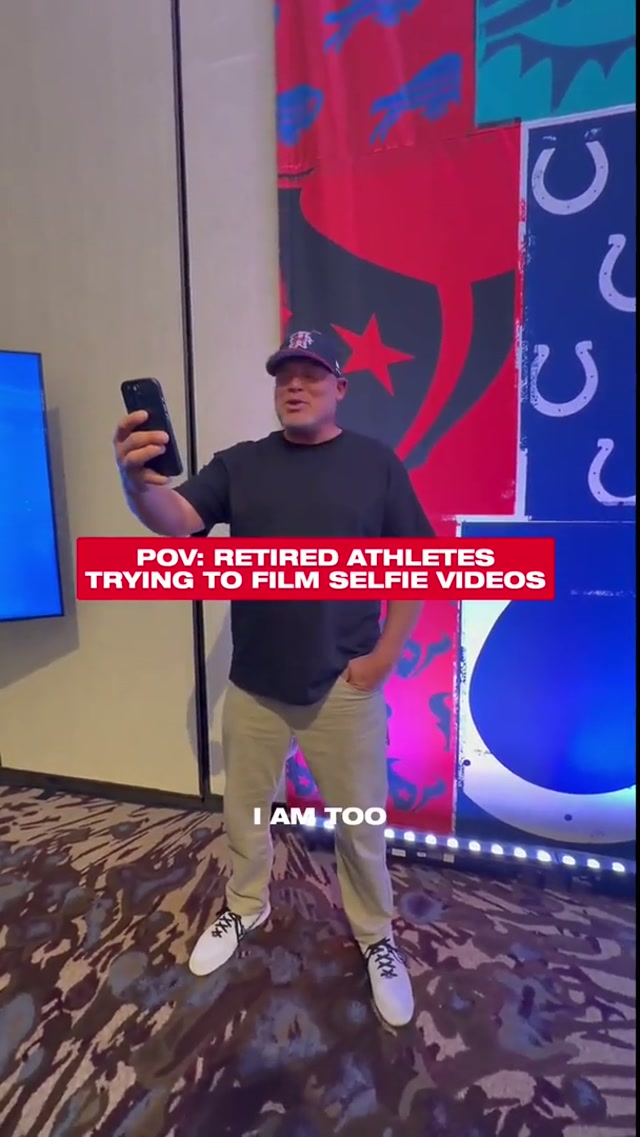 Billy had it under control guys 😂 #fyp #social #texans 