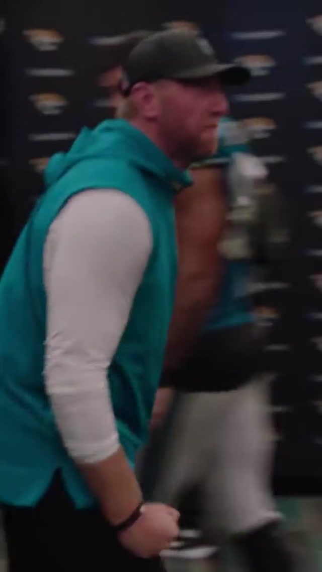 Had each other's backs in big time moments 🗣️ #nfl #DUUUVAL #jaguars 