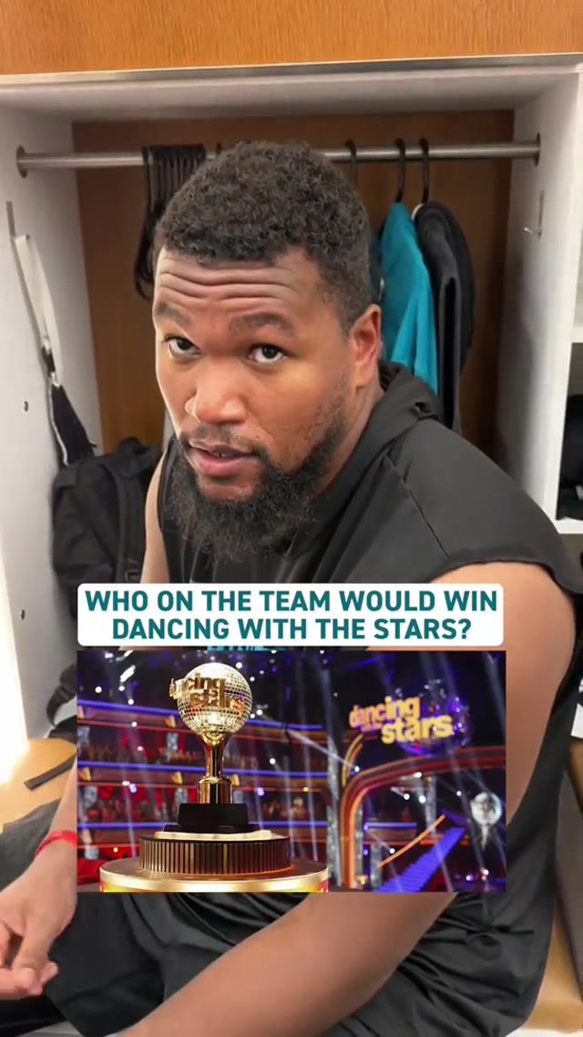 Bust a boogie or whateva 🕺#dancingwiththestars #dwts #nfl #jacksonvillejaguars 