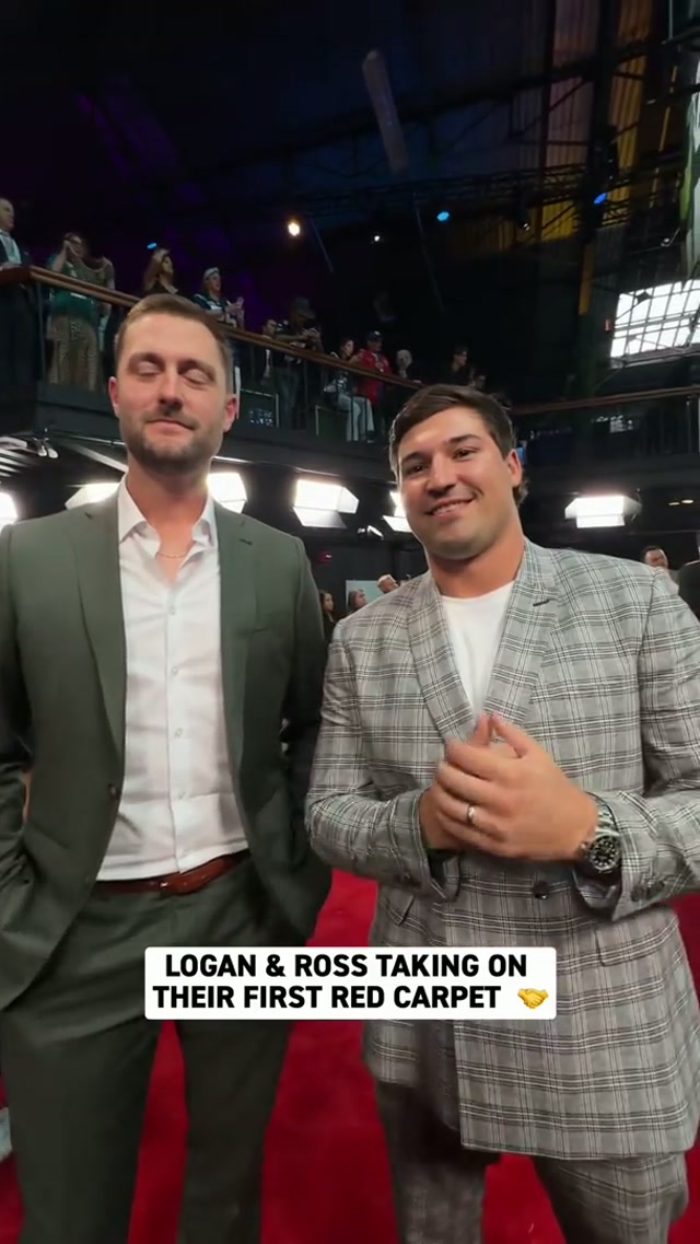 “By far the first red carpet I’ve been on…probably the last” 😂😂 #nflhonors #redcarpet #nfl #jaguars #jacksonvillejaguars 