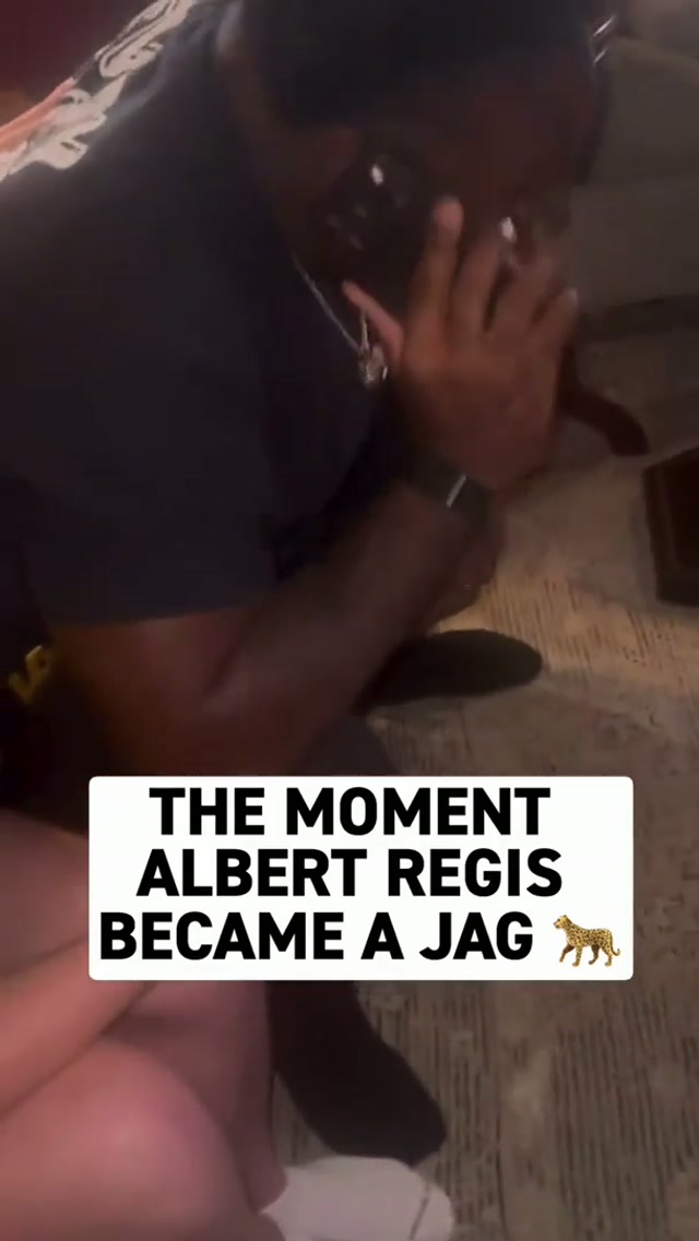 Let’s get this guy to #DUUUVAL 🤝 (via shaunred1s on IG) #NFLDraft #nfl #jacksonvillejaguars #jaguars 