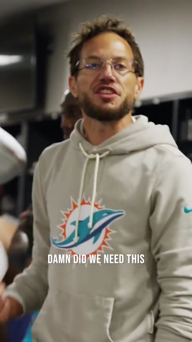 Momentum. πͺ
Step inside the locker room after our Week 8 win. π #nfl #miamidolphins #speech