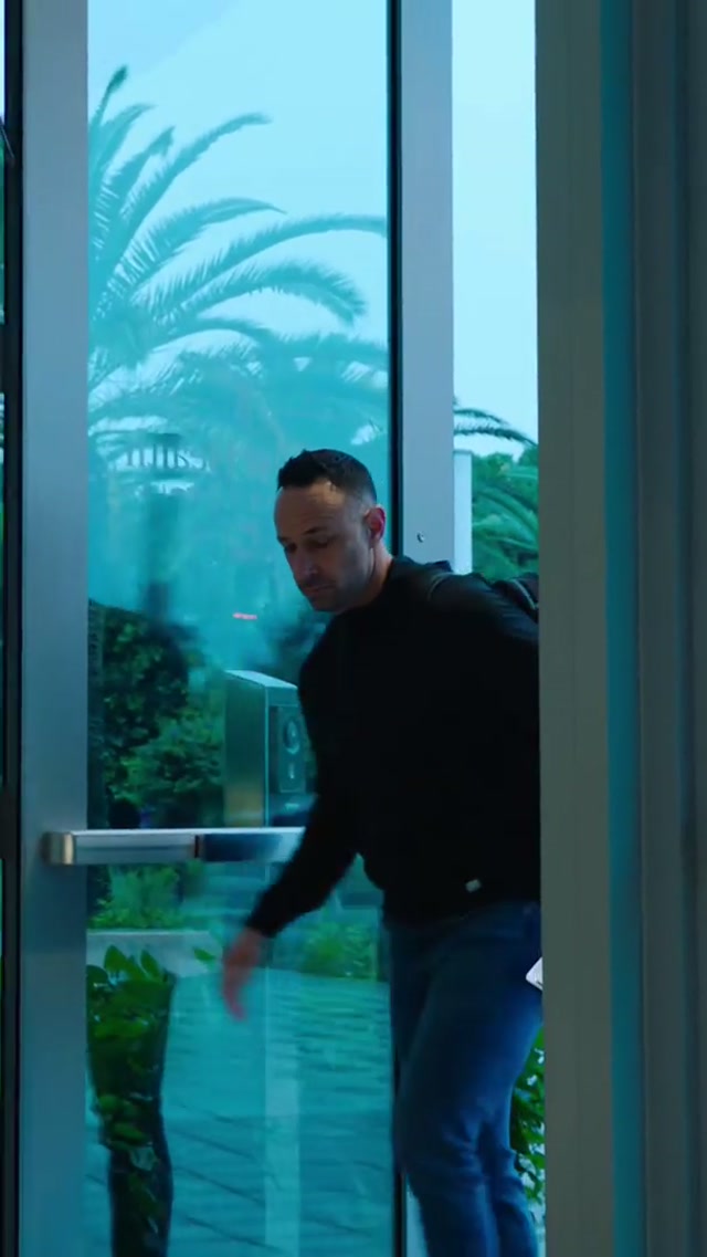 Building the standard of excellence 

GM Jon-Eric Sullivan clocked in this week 💪
#phinsup 