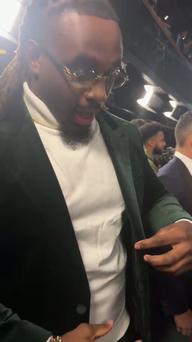 AB fit check: NFL Honors carpet edition 🙌
#nflhonors #fitcheck 