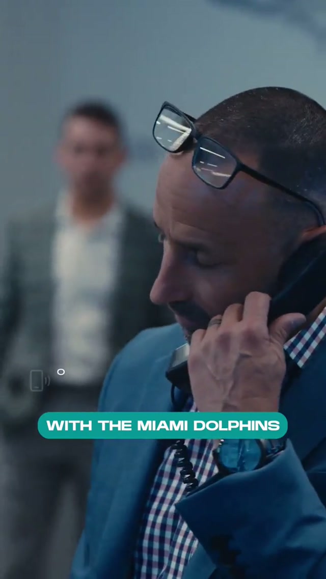 Ring ring 🔔

Chris Bell on line 1 📞
#nfldraft #phinsup 
