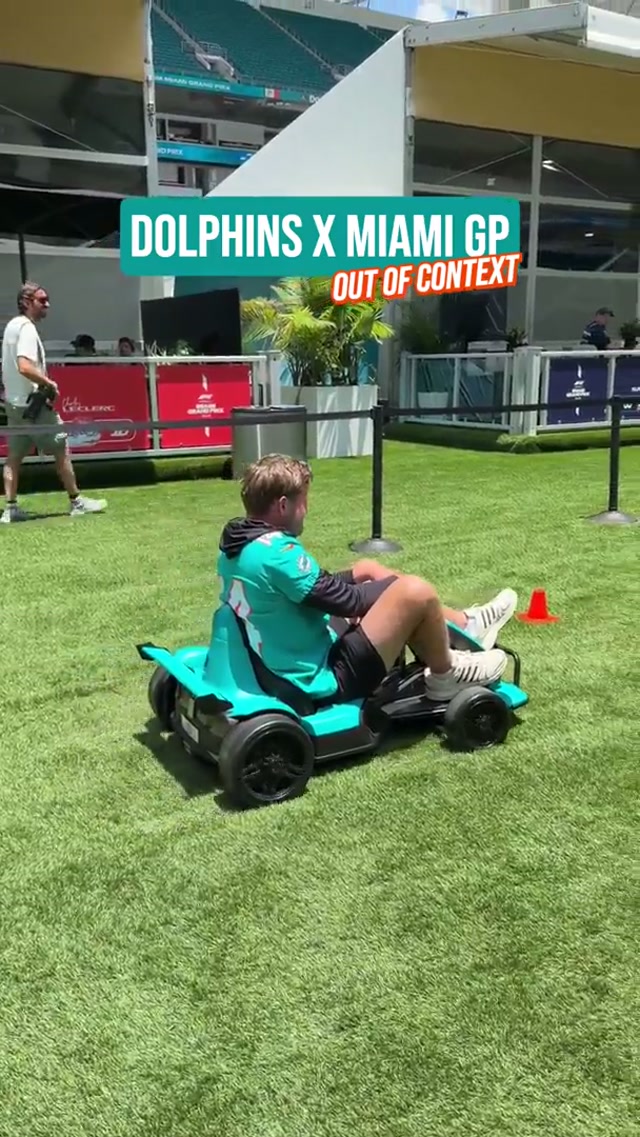 Everyone’s favorite annual crossover 🐬🏎️ #miamigp #formula1 #nfl 