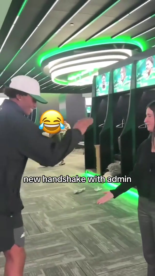 we think they liked it 😂 #nyjets #handshake #67 #admin 