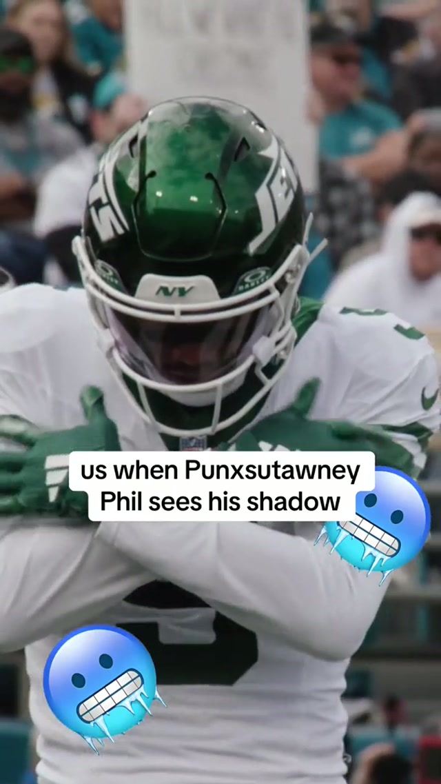 not a fan of Phil right now #nyjets #groundhogday #punxsutawneyphil 