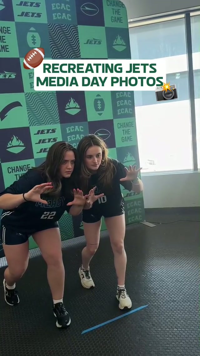 Inspiration vs Reality 😂 #nyjets #internationalwomensday #woneninsports #nfl 