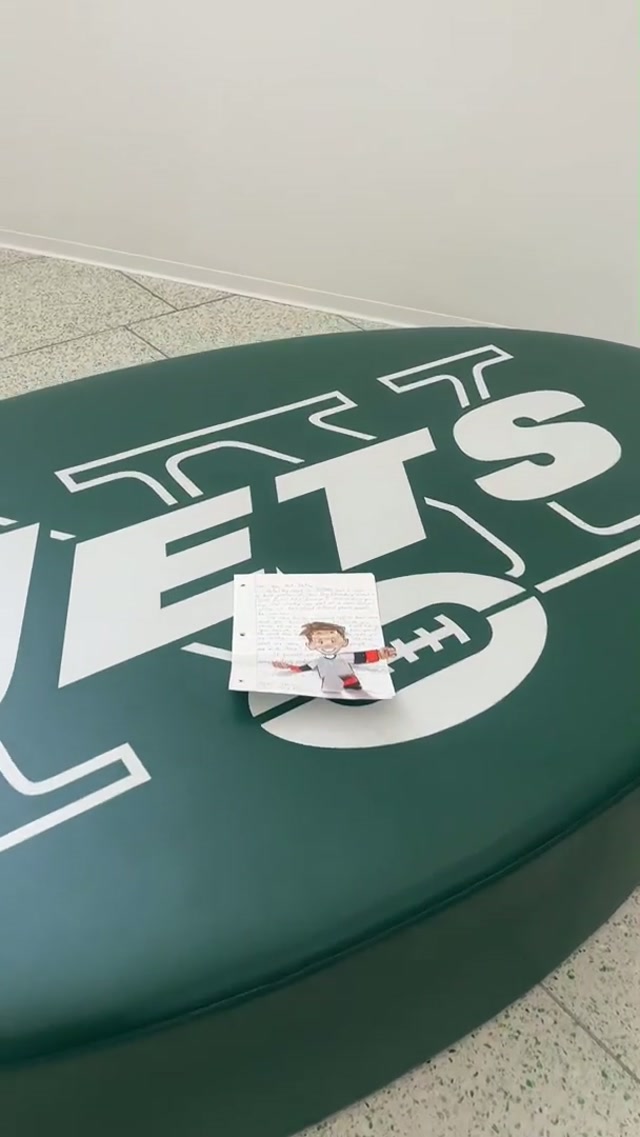 POV: You spend the day with us & Flat Stanley #nyjets #flatstanley #teachersoftiktok #nfl 
