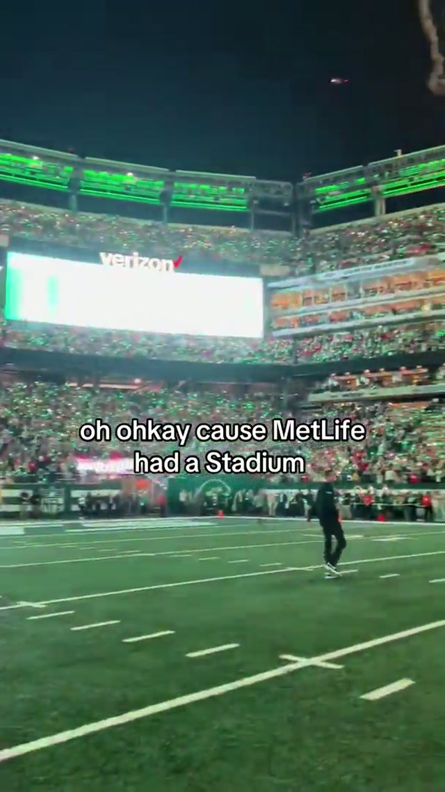 and New York had a Jets 🤩 #nyjets #nfl #metlifestadium 
