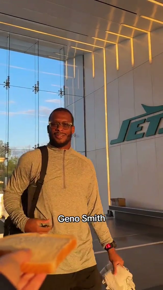 let’s get this bread! 🍞 #nyjets #nfl #bread #osp 