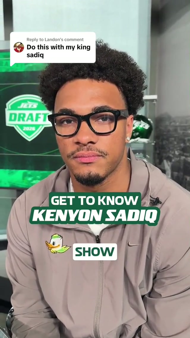 Replying to @Landon Meet the No. 16 pick in the draft, @kenyon sadiq 👏 #nyjets #nfldraft #kenyonsadiq #oregon #oregonfootball 