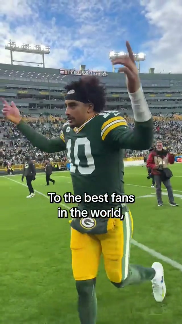 Best fans in the world

#packers #nfl #autographs #lambeaufield 