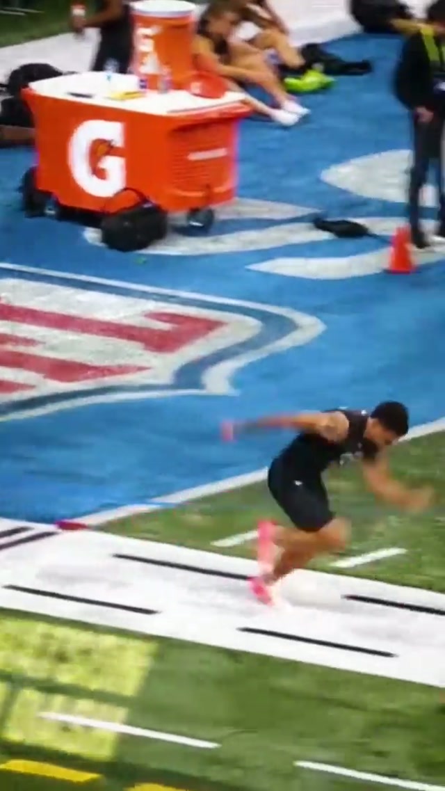 What can you do in 4.28 seconds? Wrong answers only ⬇️

Watch the NFL Combine starting today on NFL Network

#packers #nflcombine #christianwatson #draft 