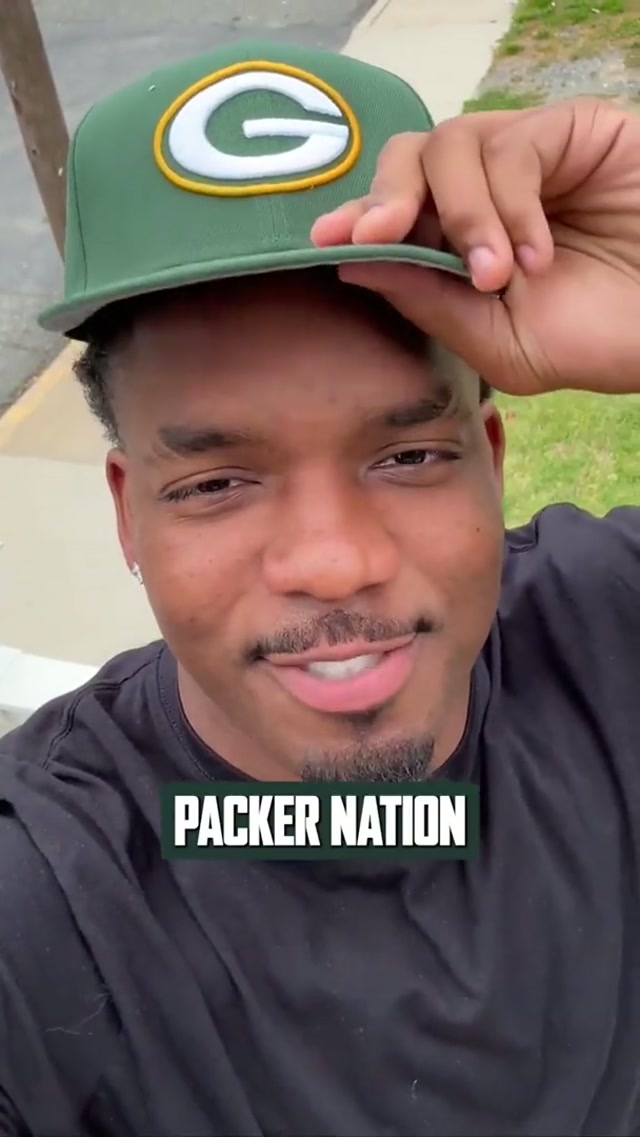 Dani’s checking in 🤳 #nfldraft #packers #nfl 