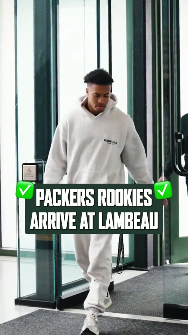 First look at the new digs 👀

#packers #nfl #lambeaufield #therookie