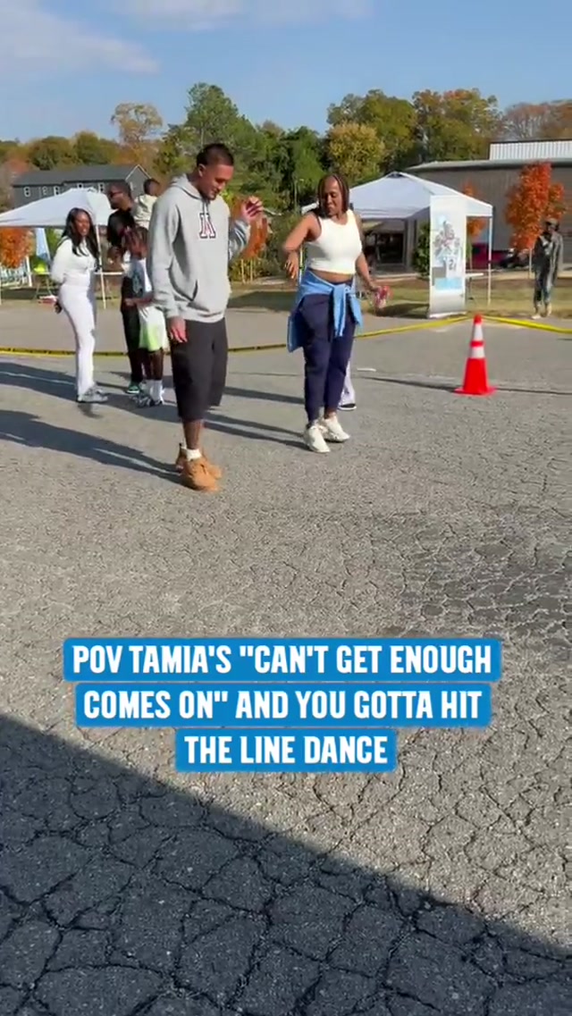 Just pretend we could use the real song 🤣 but TMac really ate that up, don't you think @Tamia Hill ? #carolina #panthers #tamildance 