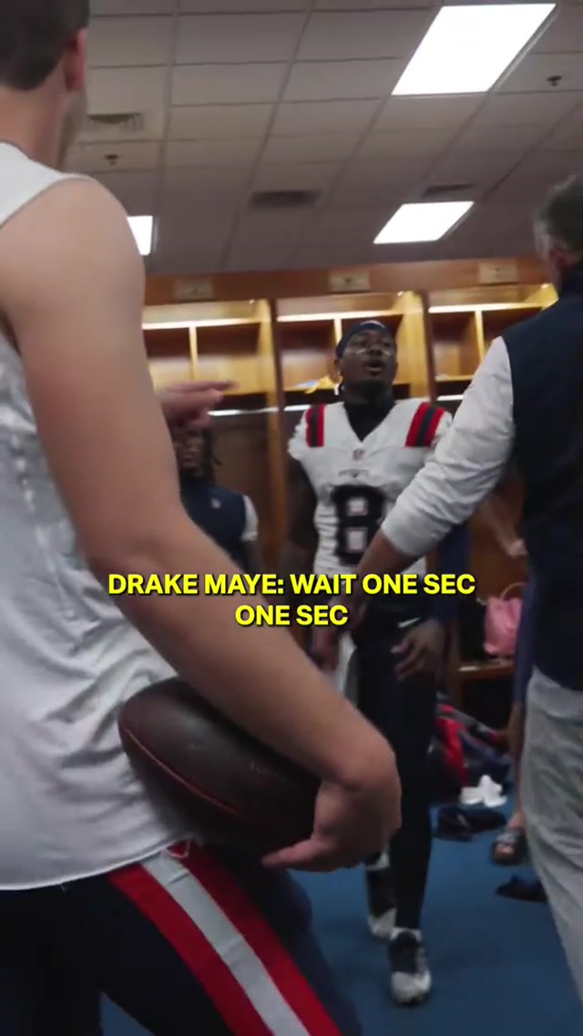 all love for coach vrabel 🫶 #nfl #patriots #win #lockerroom #drakemaye 