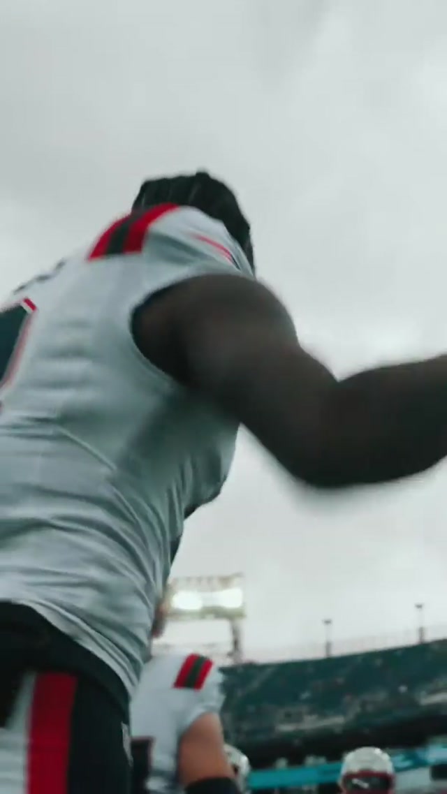 stefon diggs and the guys get us HYPED 😤 #nfl #patriots 