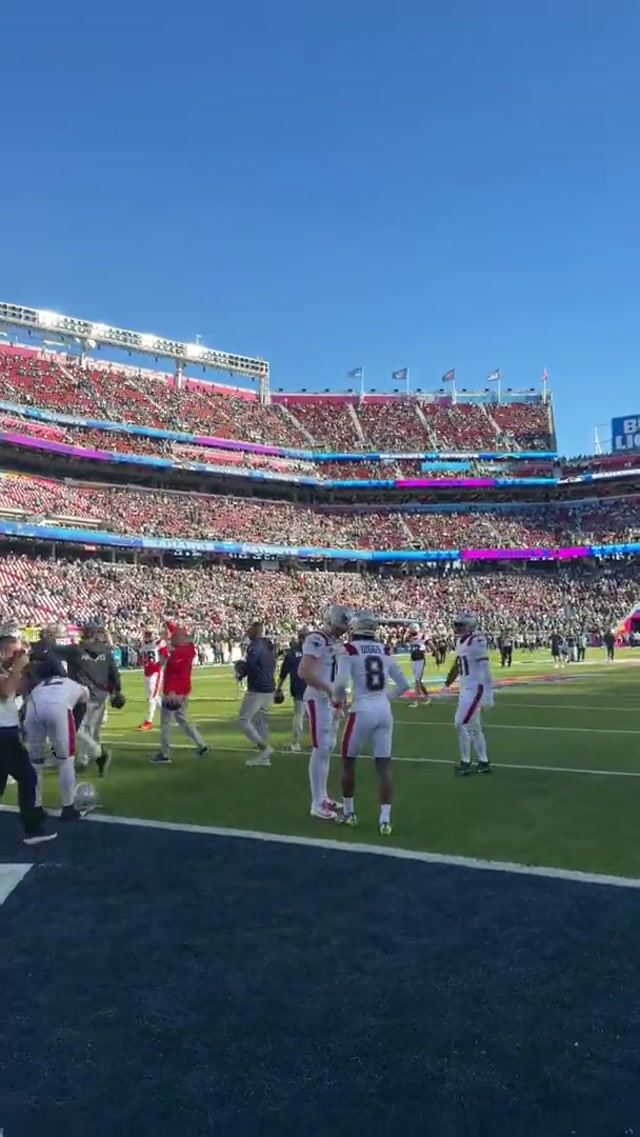 pregame tradition for drake & stef🔒🤝 #nfl #patriots #superbowl #drakemaye #stefondiggs  