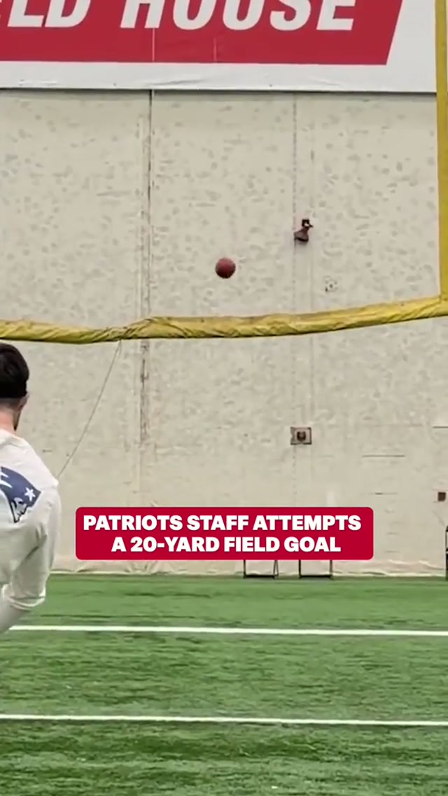 patriots staff attempts a 20-yard field goal #nfl #patriots #combine 