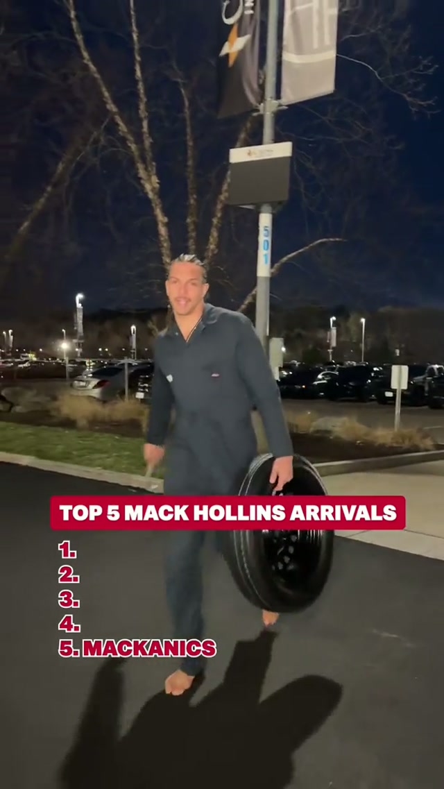 mack hollins has the best arrivals 😂💀 #nfl #patriots #mackhollins @Mack Hollins 