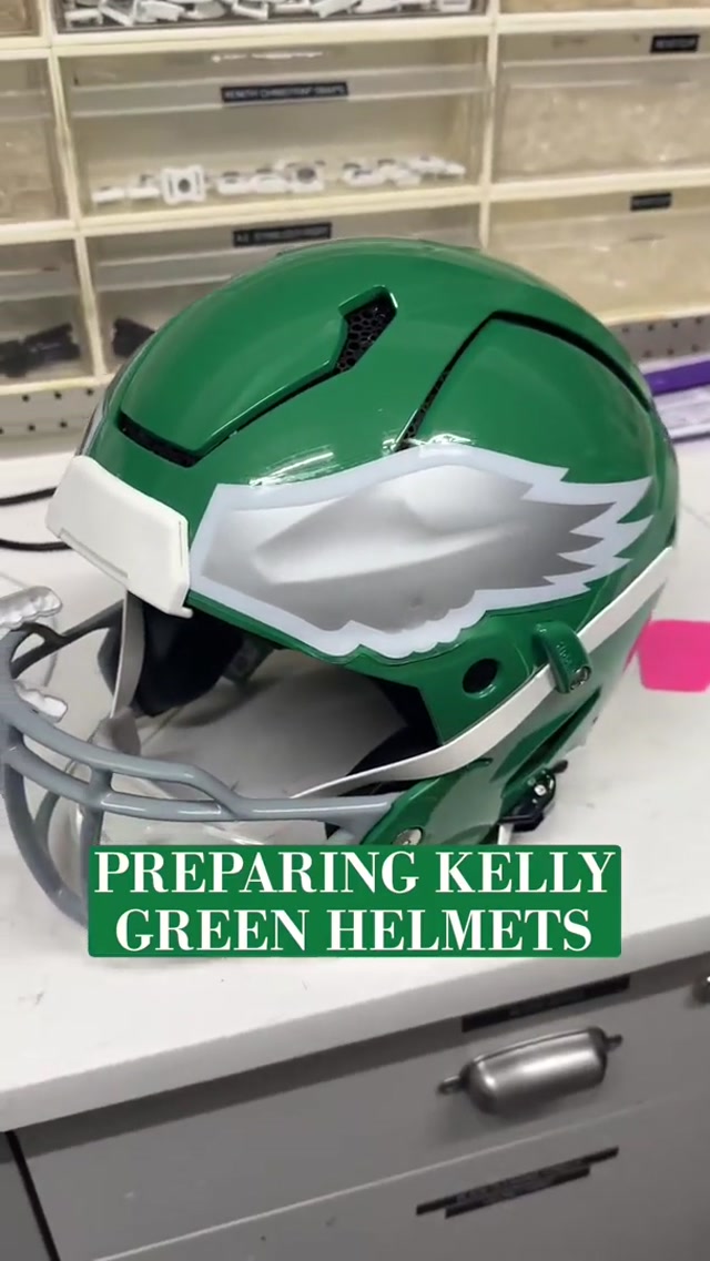 So fresh and so clean #eagles #nfl #kellygreen 